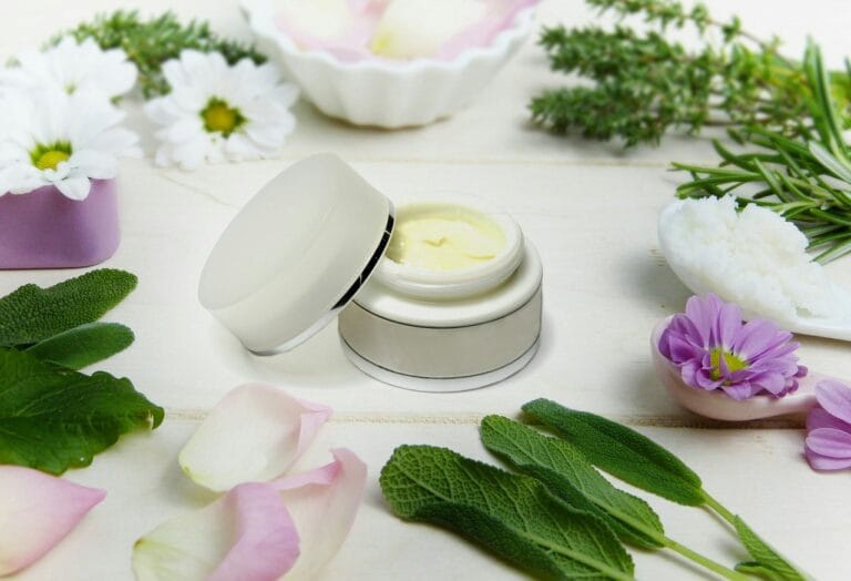 Najlepsze produkty do opalania – test SPF 30 i 50