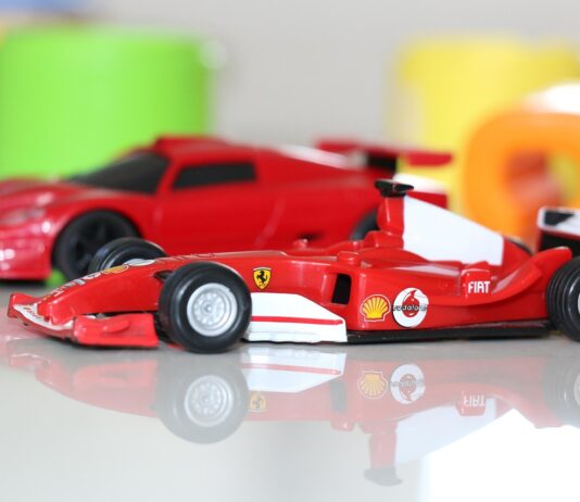 Zabawki dla różnowiekowego rodzeństwa: dobór