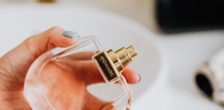 Kosmetyki bezzapachowe (fragrance-free) – kiedy to konieczność, a kiedy trend?