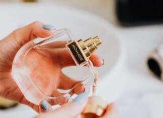 Kosmetyki bezzapachowe (fragrance-free) – kiedy to konieczność, a kiedy trend? Kosmetyki bezzapachowe (fragrance-free) – kiedy to konieczność, a kiedy trend?